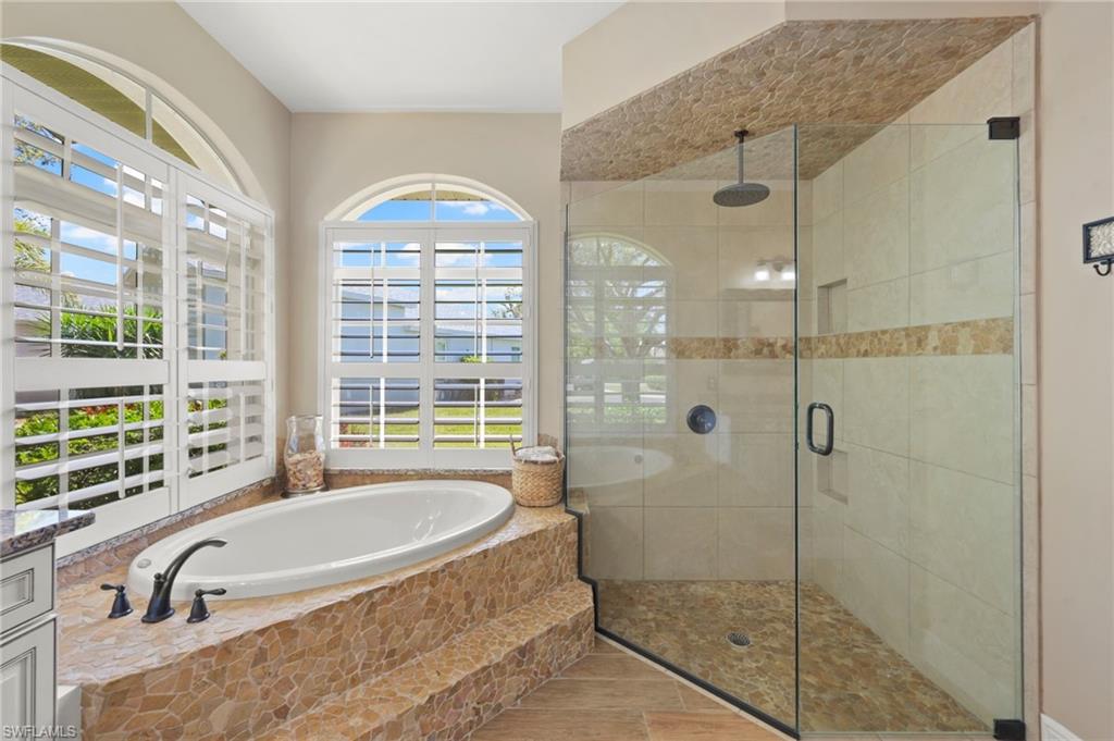 9100 Kings Cove CT