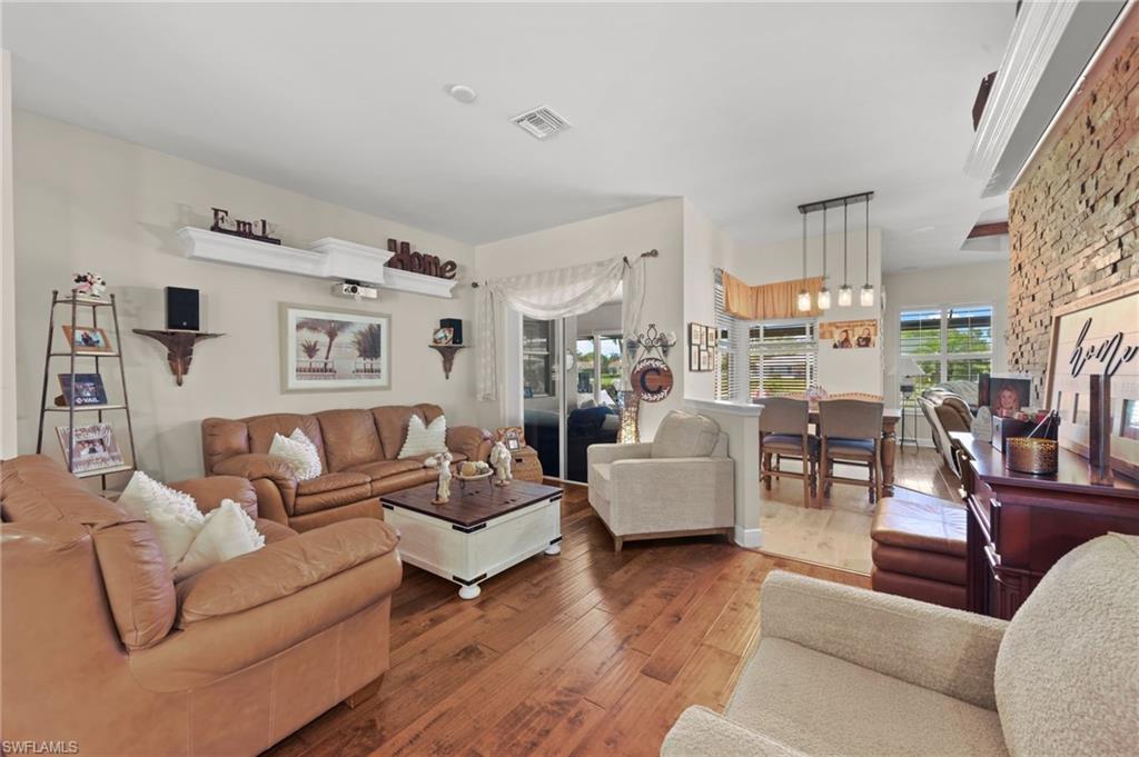 9100 Kings Cove CT