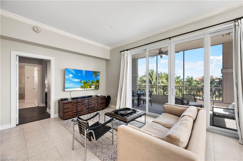 2738 Tiburon BLVD E B406