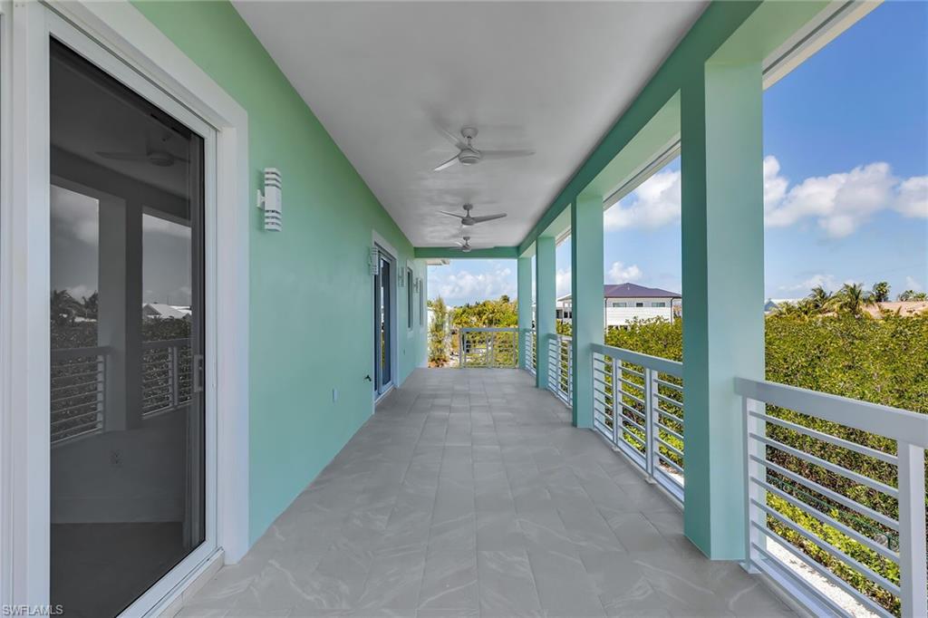 518 Avenida Primiceria