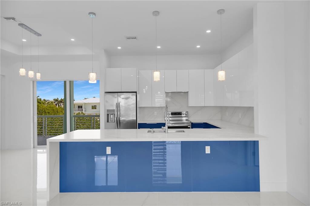 518 Avenida Primiceria
