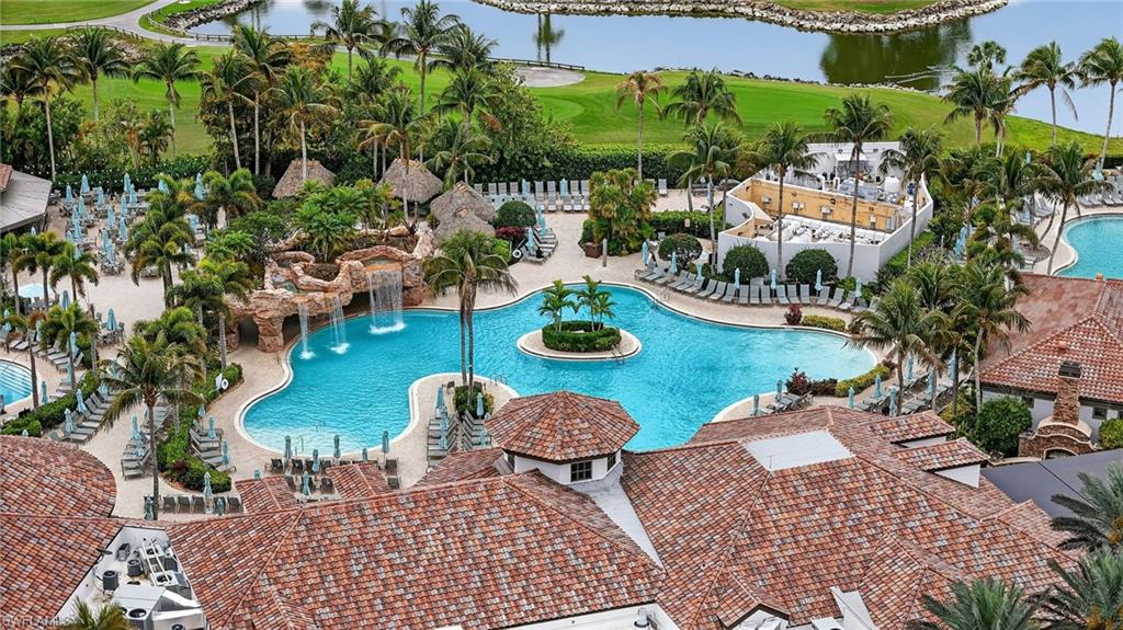 8062 Signature Club CIR 202
