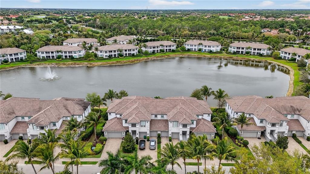 8062 Signature Club CIR 202