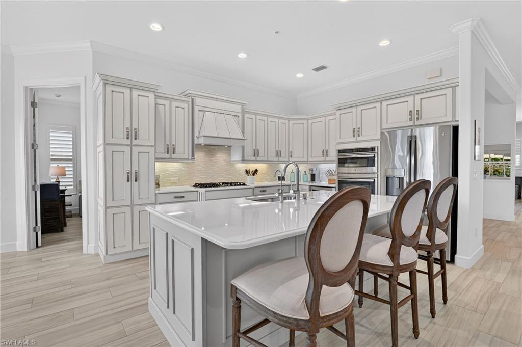 8062 Signature Club CIR 202