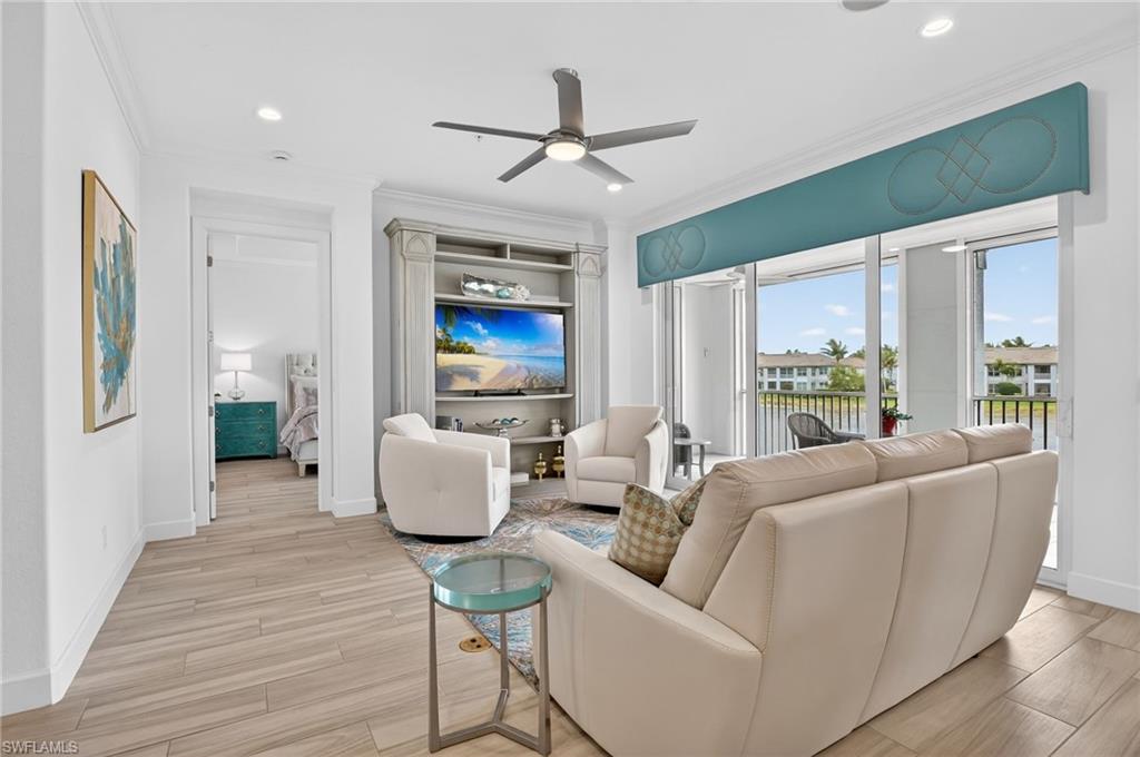 8062 Signature Club CIR 202