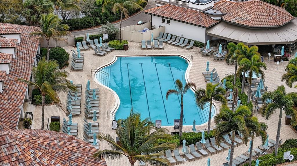 8062 Signature Club CIR 202