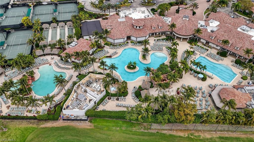 8062 Signature Club CIR 202