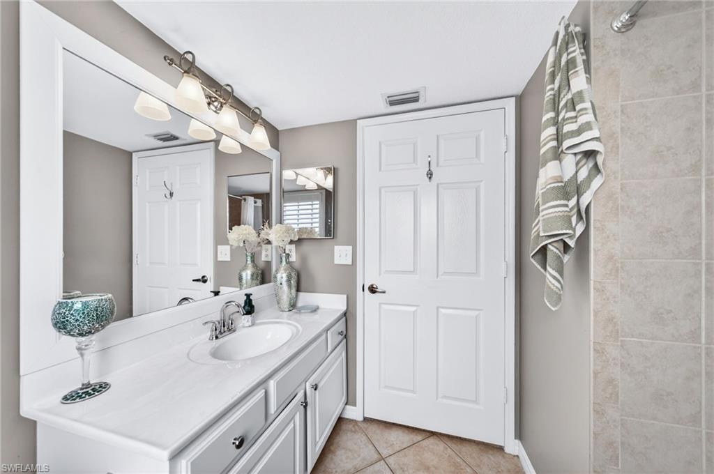 4135 Residence DR 602