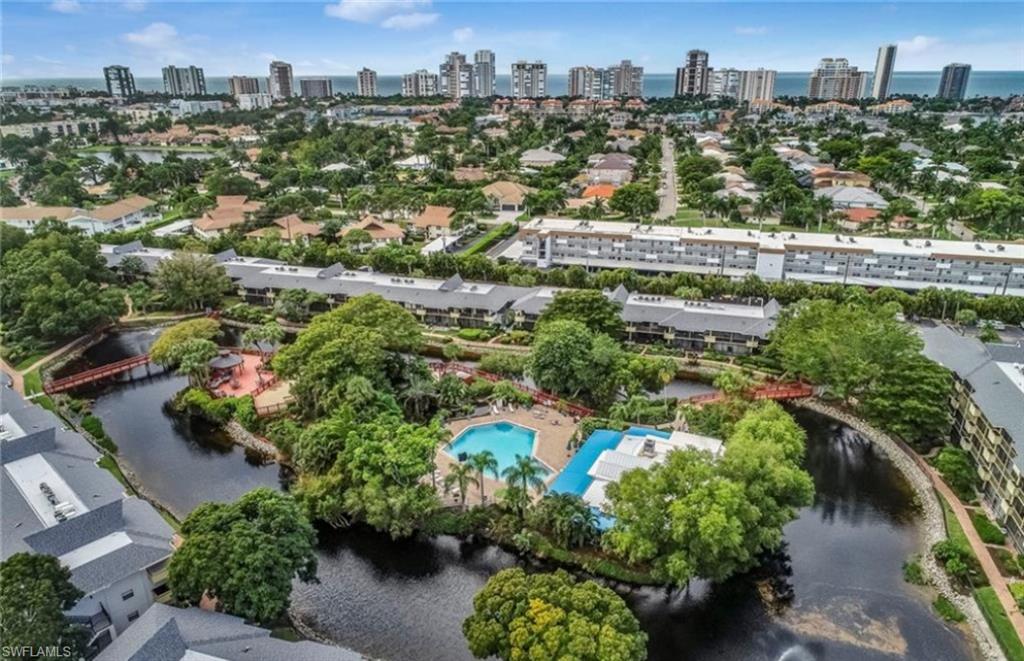 600 Neapolitan WAY 226