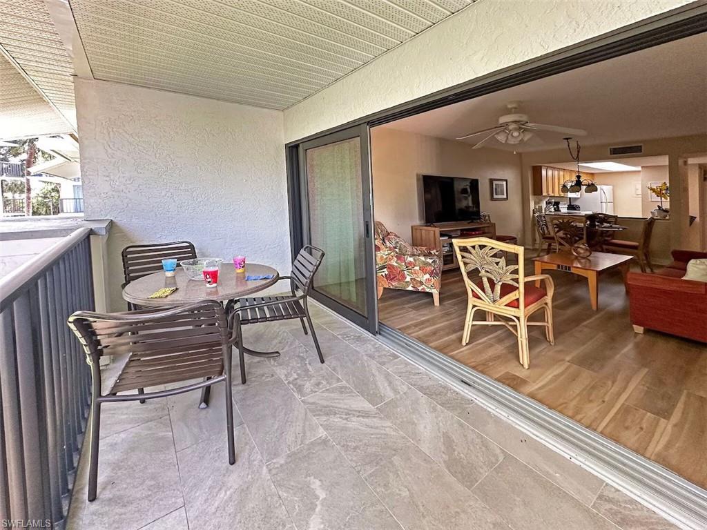 600 Neapolitan WAY 226