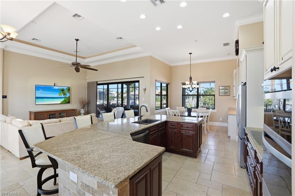 1194 Whiteheart CT