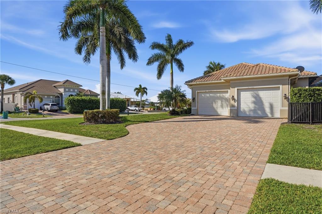 1194 Whiteheart CT