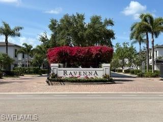 2433 Ravenna BLVD 202