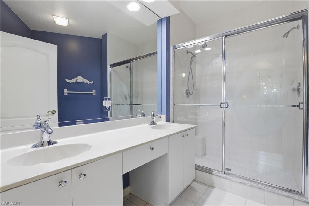 8420 Excalibur CIR R6