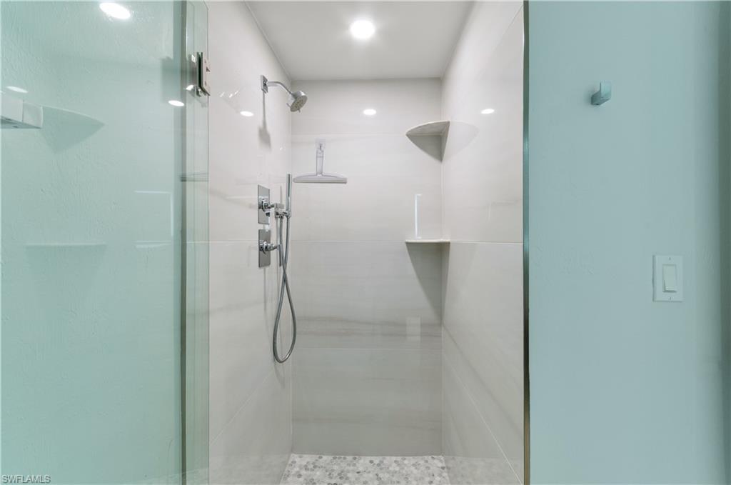 664 Broad AVE S J664