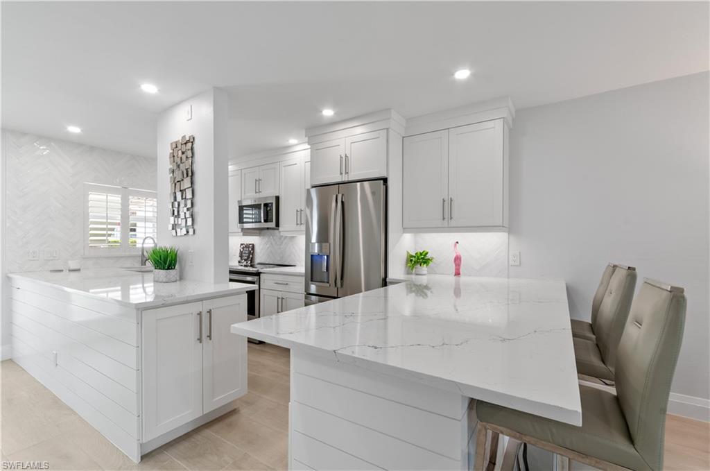 664 Broad AVE S J664