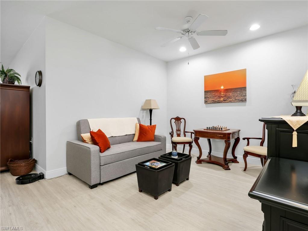 1633 Morning Sun LN E11