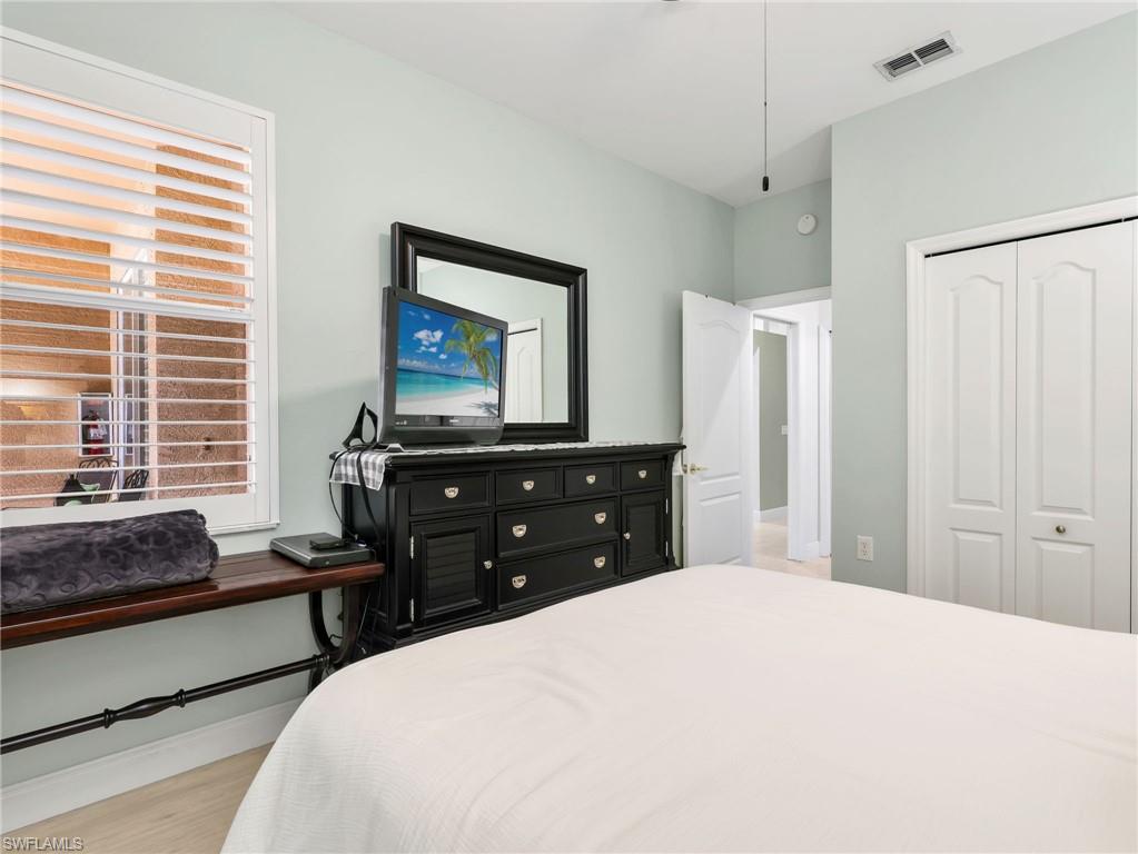 1633 Morning Sun LN E11