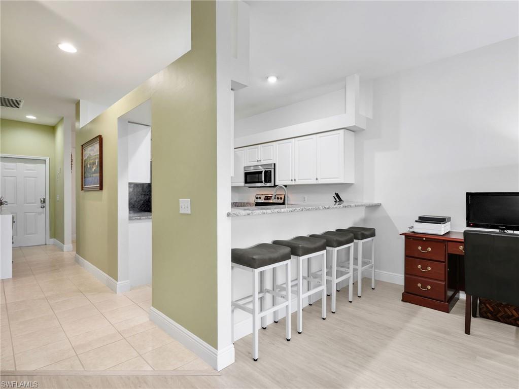 1633 Morning Sun LN E11