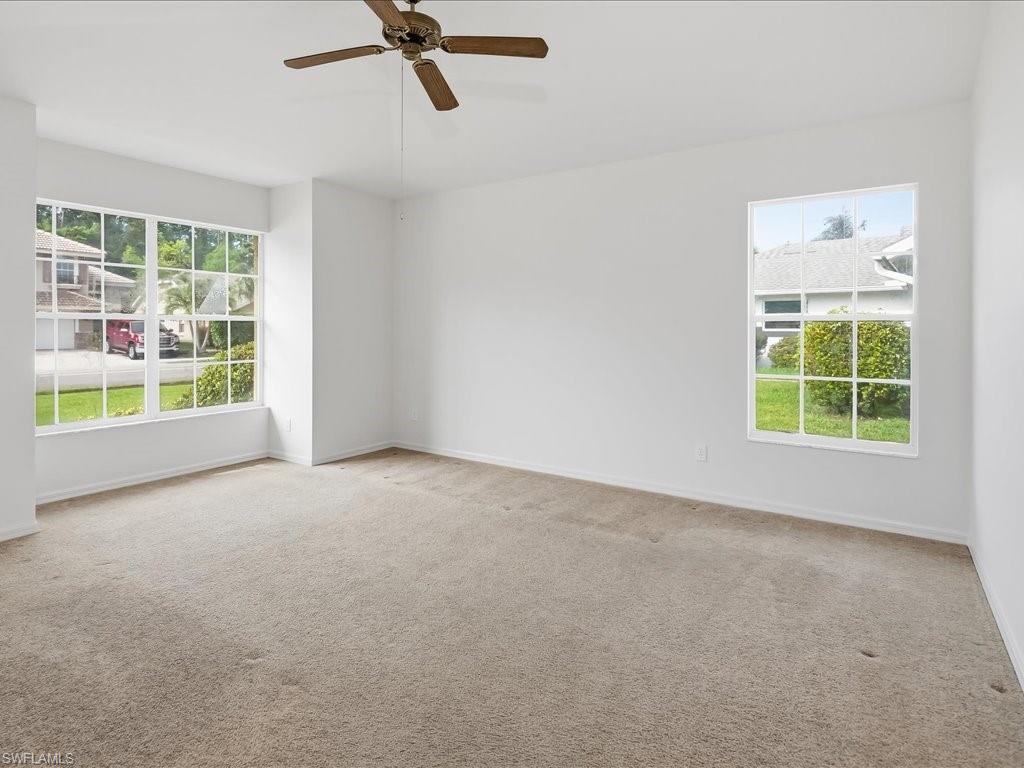 2305 Piccadilly Circus