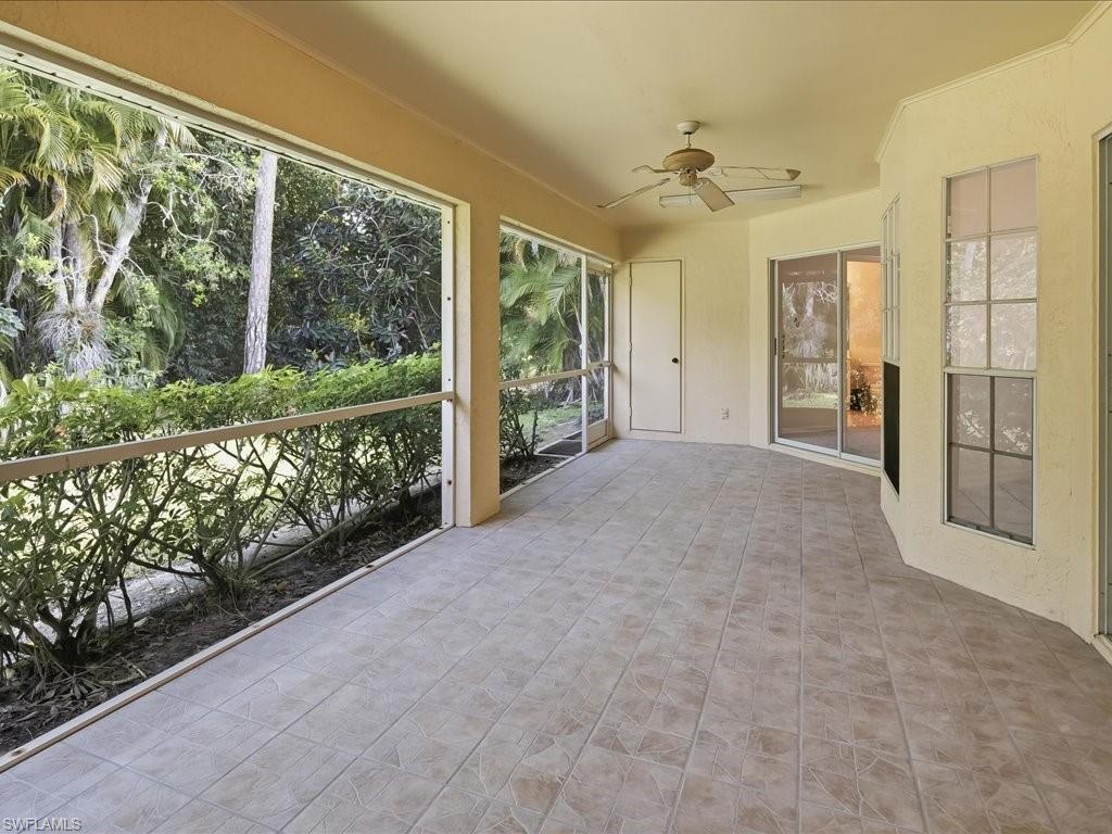 2305 Piccadilly Circus