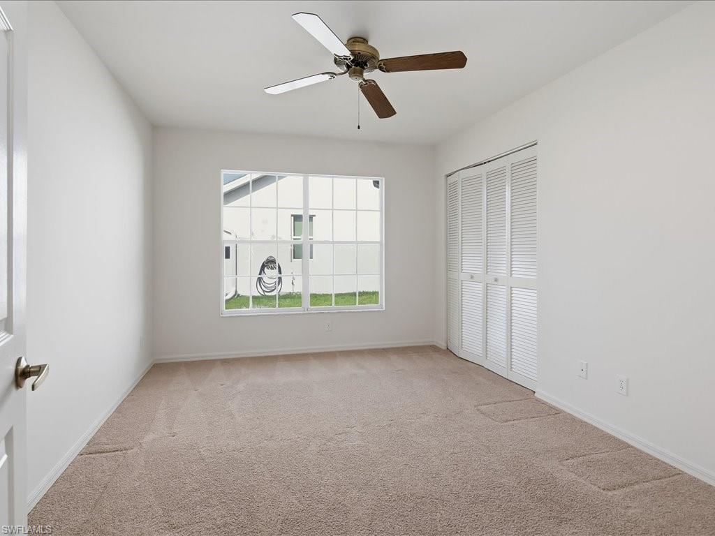 2305 Piccadilly Circus