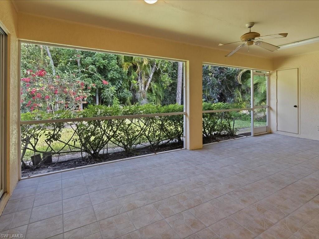 2305 Piccadilly Circus