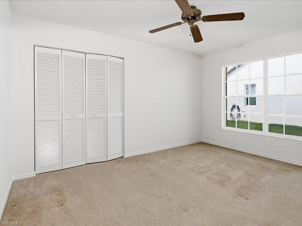 2305 Piccadilly Circus