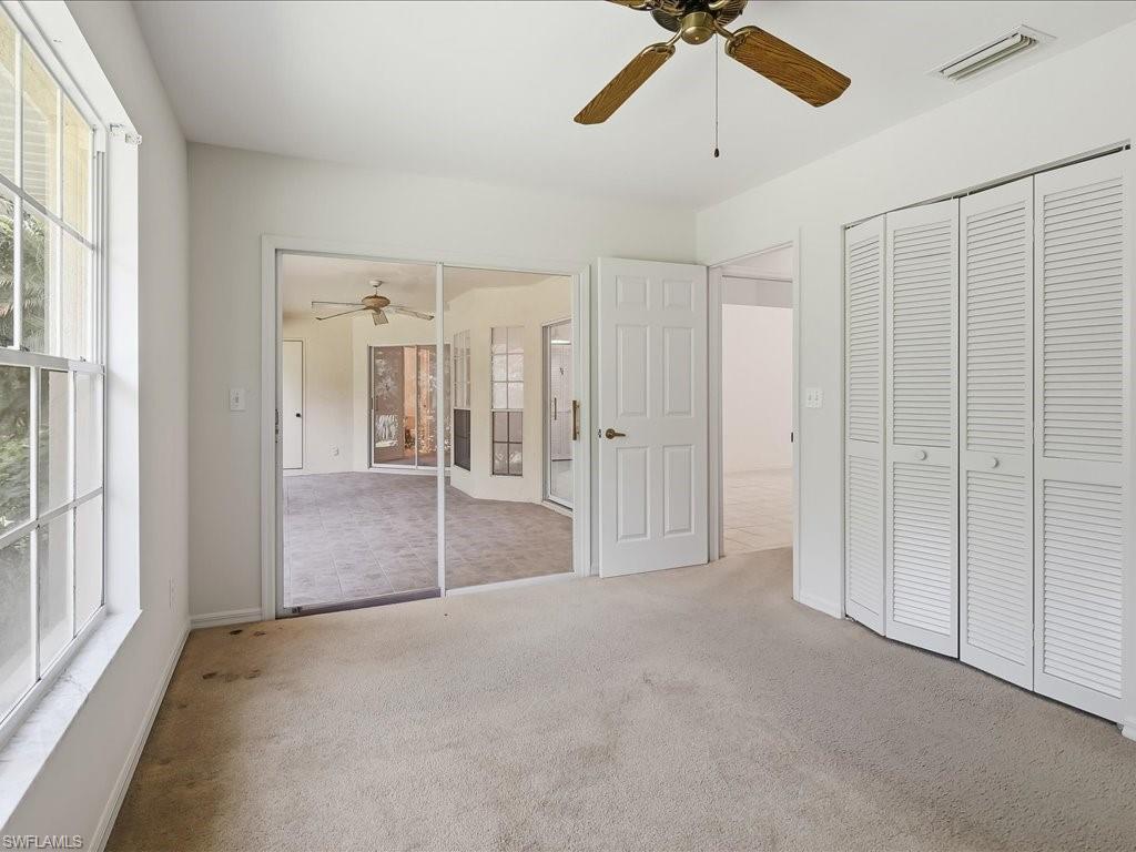 2305 Piccadilly Circus