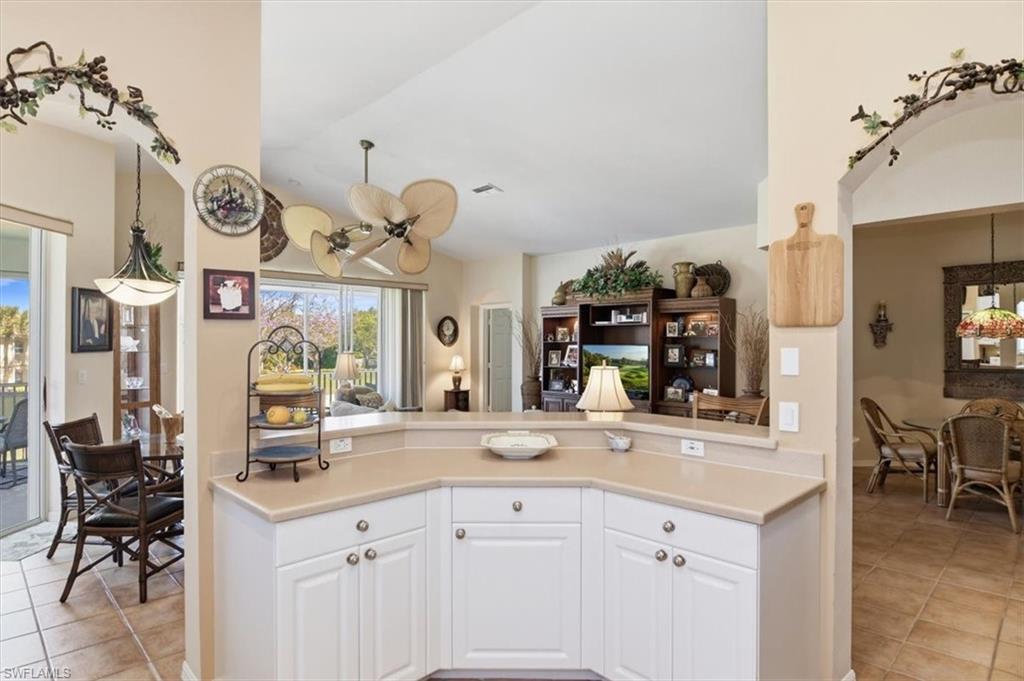 9151 Los Lagos CT 201