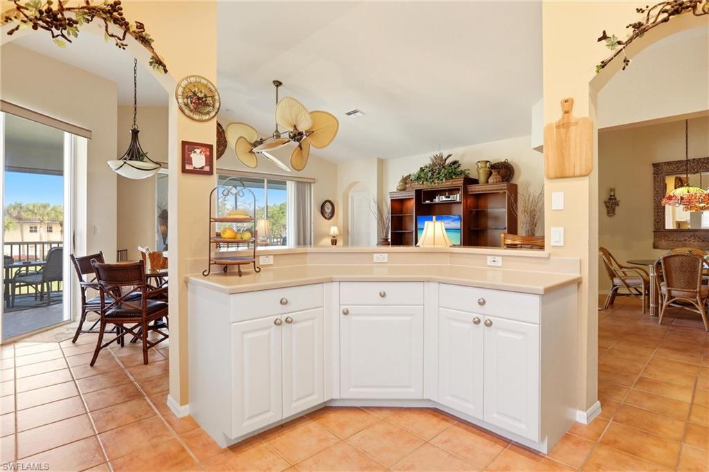 9151 Los Lagos CT 201