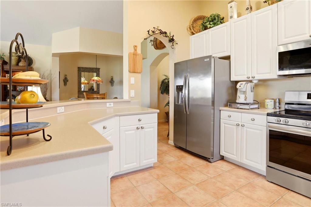 9151 Los Lagos CT 201
