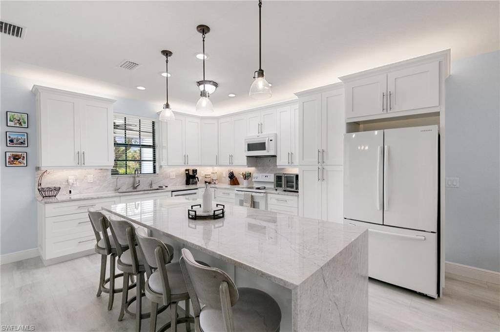 15068 Summit Place CIR 225