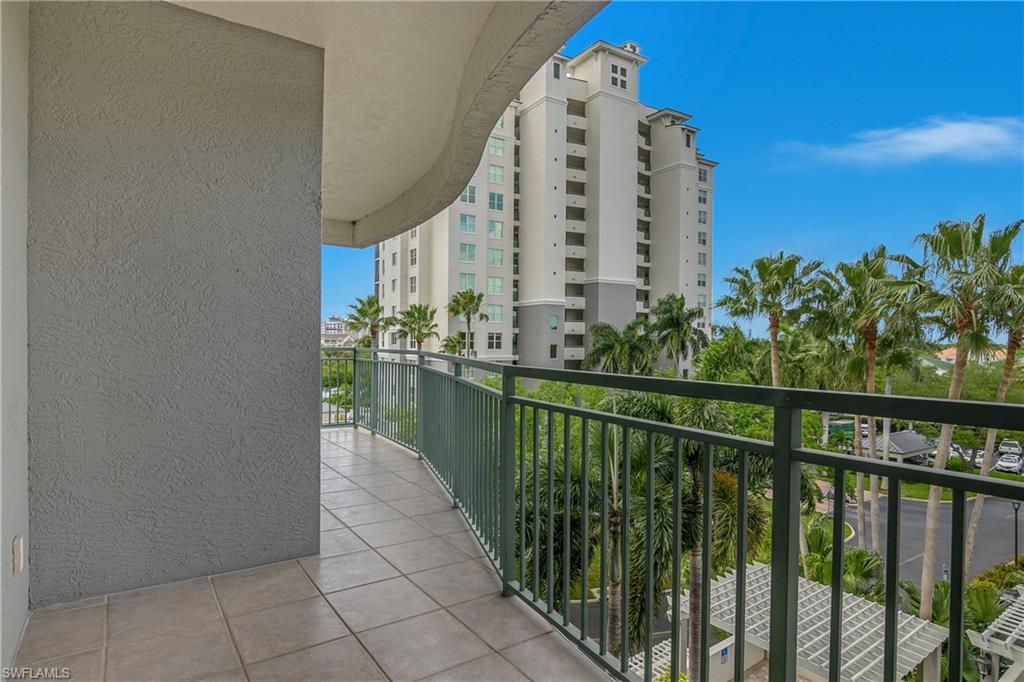 425 Cove Tower DR 504