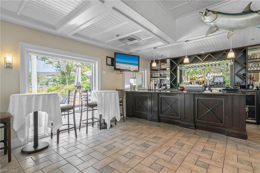 425 Cove Tower DR 504