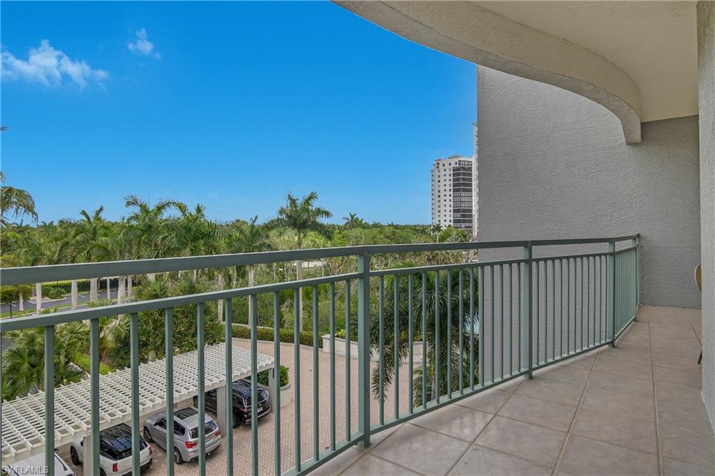 425 Cove Tower DR 504