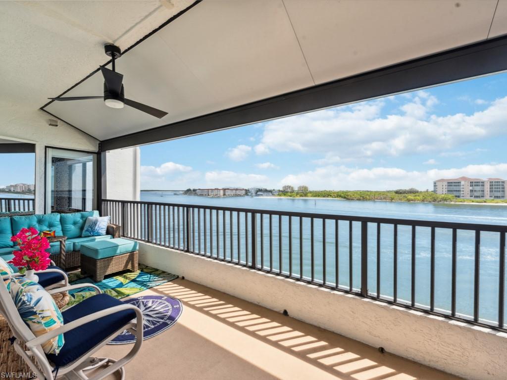 232 La Peninsula BLVD 232
