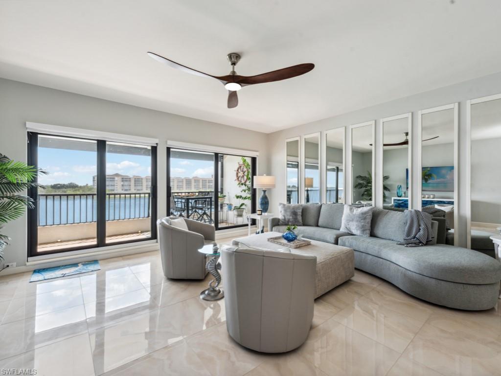 232 La Peninsula BLVD 232