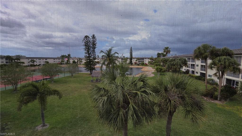 1014 Manatee RD F303