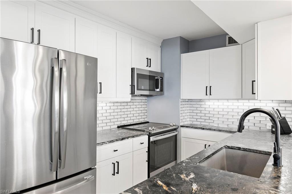 730 Collier BLVD 802