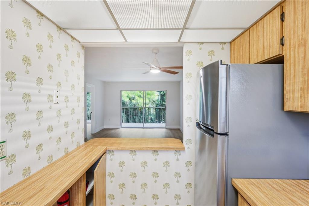 499 Forest Lakes BLVD 305