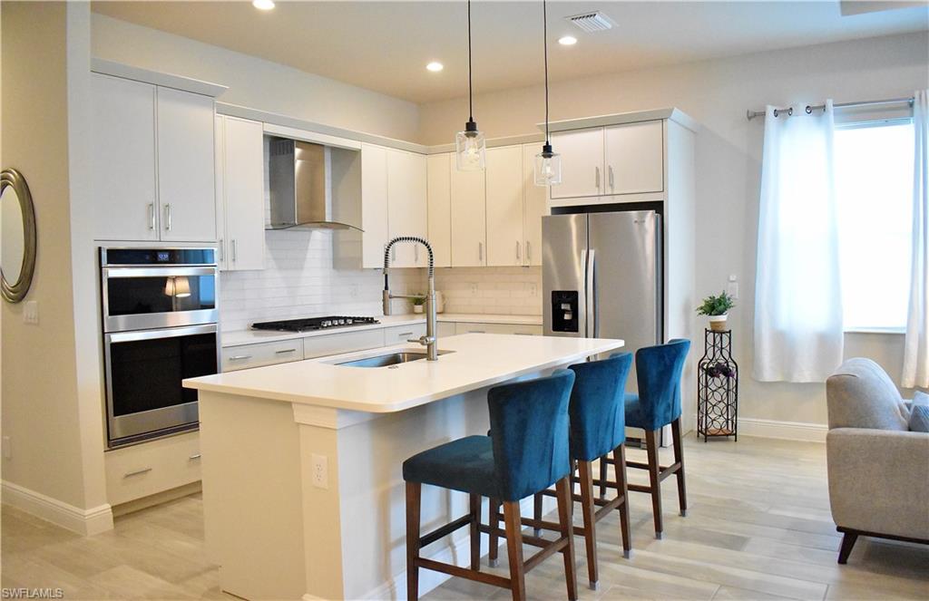9175 Cayman DR