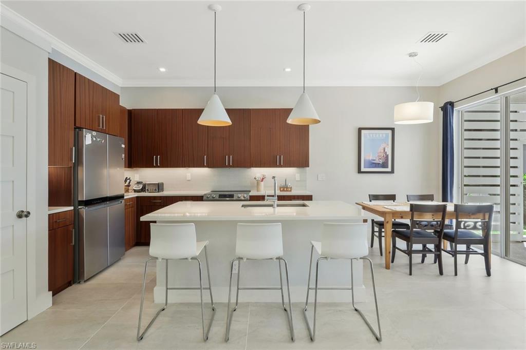 5717 Lago Villaggio WAY