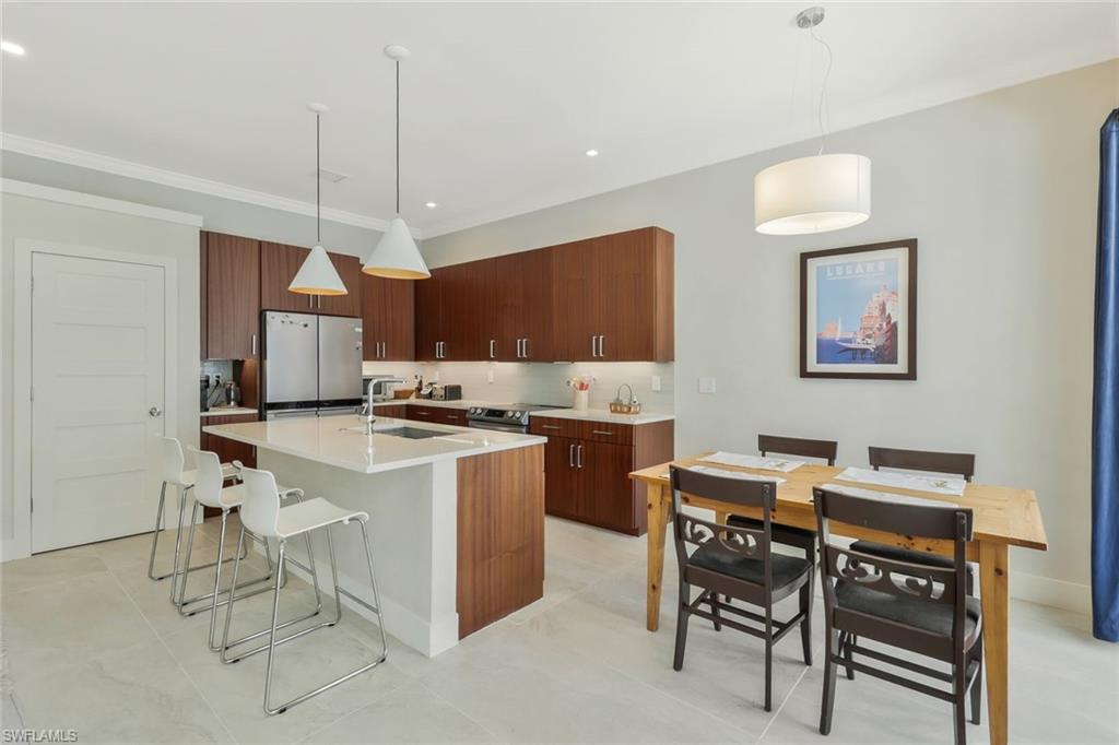 5717 Lago Villaggio WAY