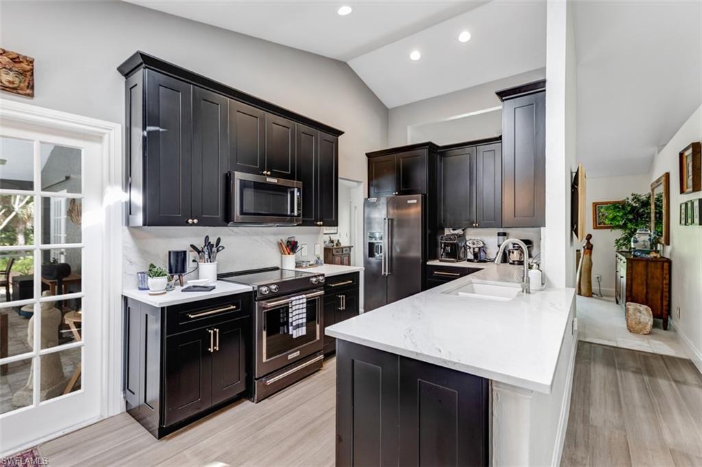 4710 15th AVE SW