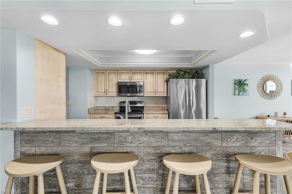 25875 Hickory BLVD 402