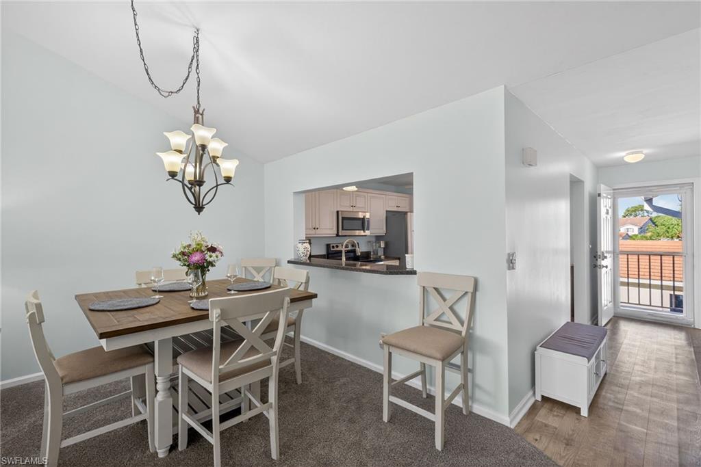 550 Saratoga CIR E205