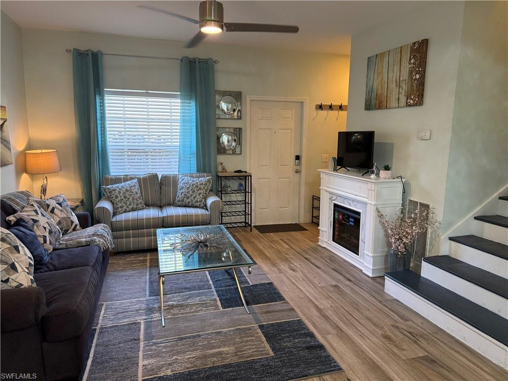 3304 Lisa LN 102