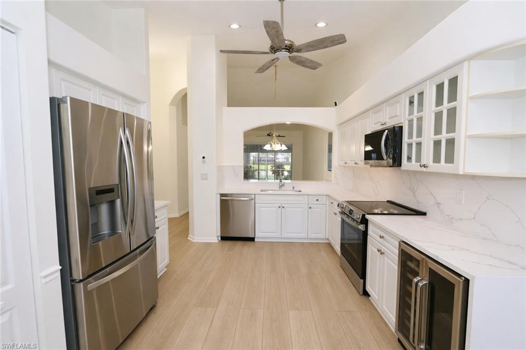 8196 Ibis Cove CIR B210