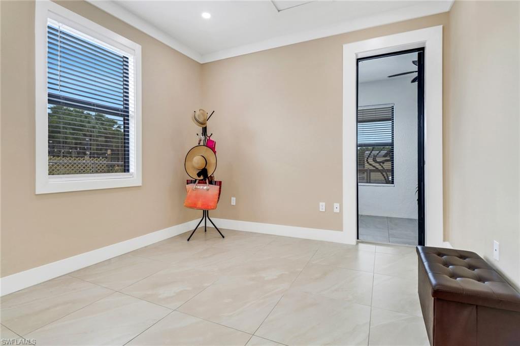 3170 Everglades BLVD S